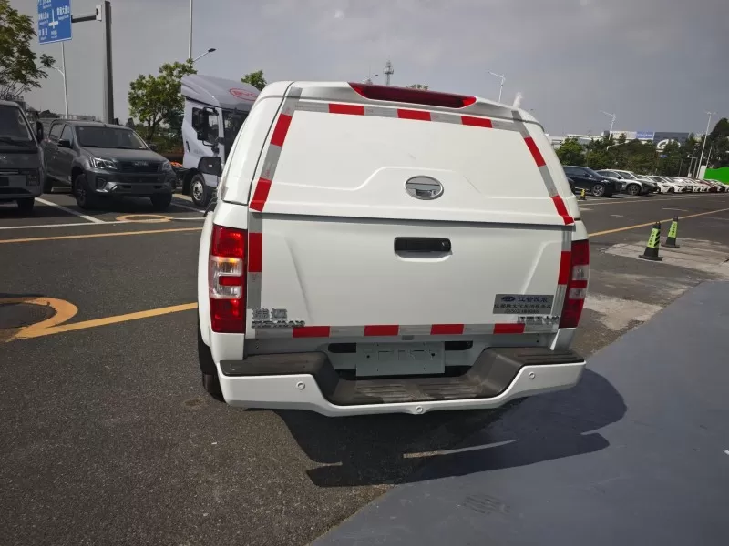 Isuzu RE-MAX Xe bán tải Diesel bằng tay có nắp chở hàng có thể tháo rời
