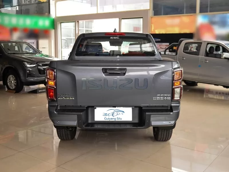 Bán tải Diesel Isuzu D-MAX Cross-Country 3.0T 4X4 từ Trung Quốc