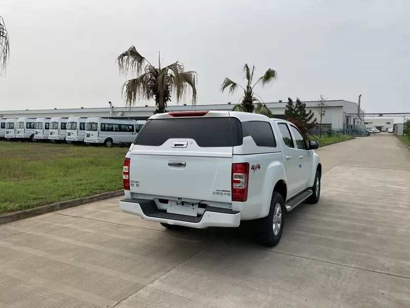 Xe bán tải diesel Isuzu Lingtuo Cross-Country 2.5T 4X4-Thương hiệu mới từ Trung Quốc